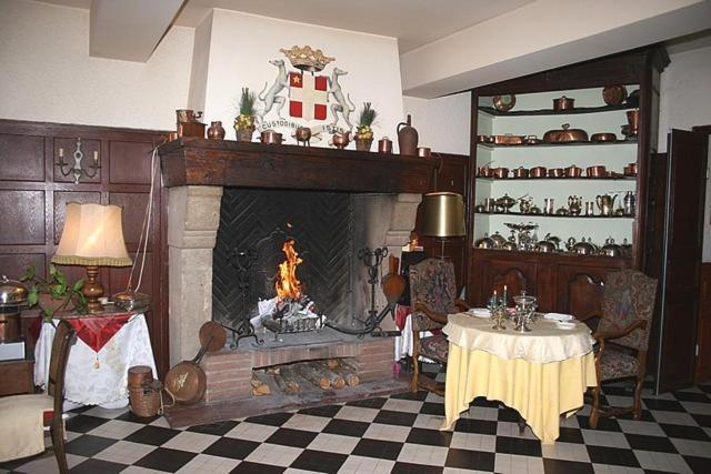 Hotel Le Mont Royal Réalmont Eksteriør billede